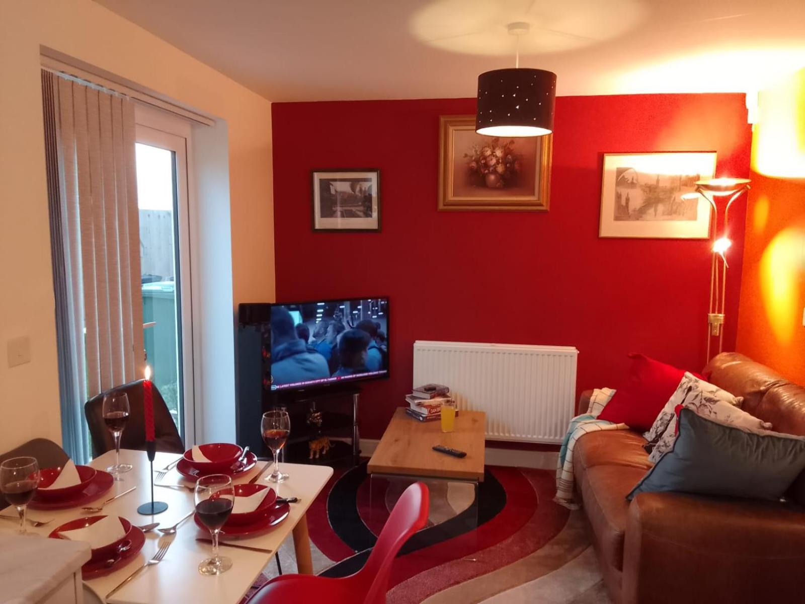 Cosy Stay In Walsall By Ideal Home Bloxwich 외부 사진