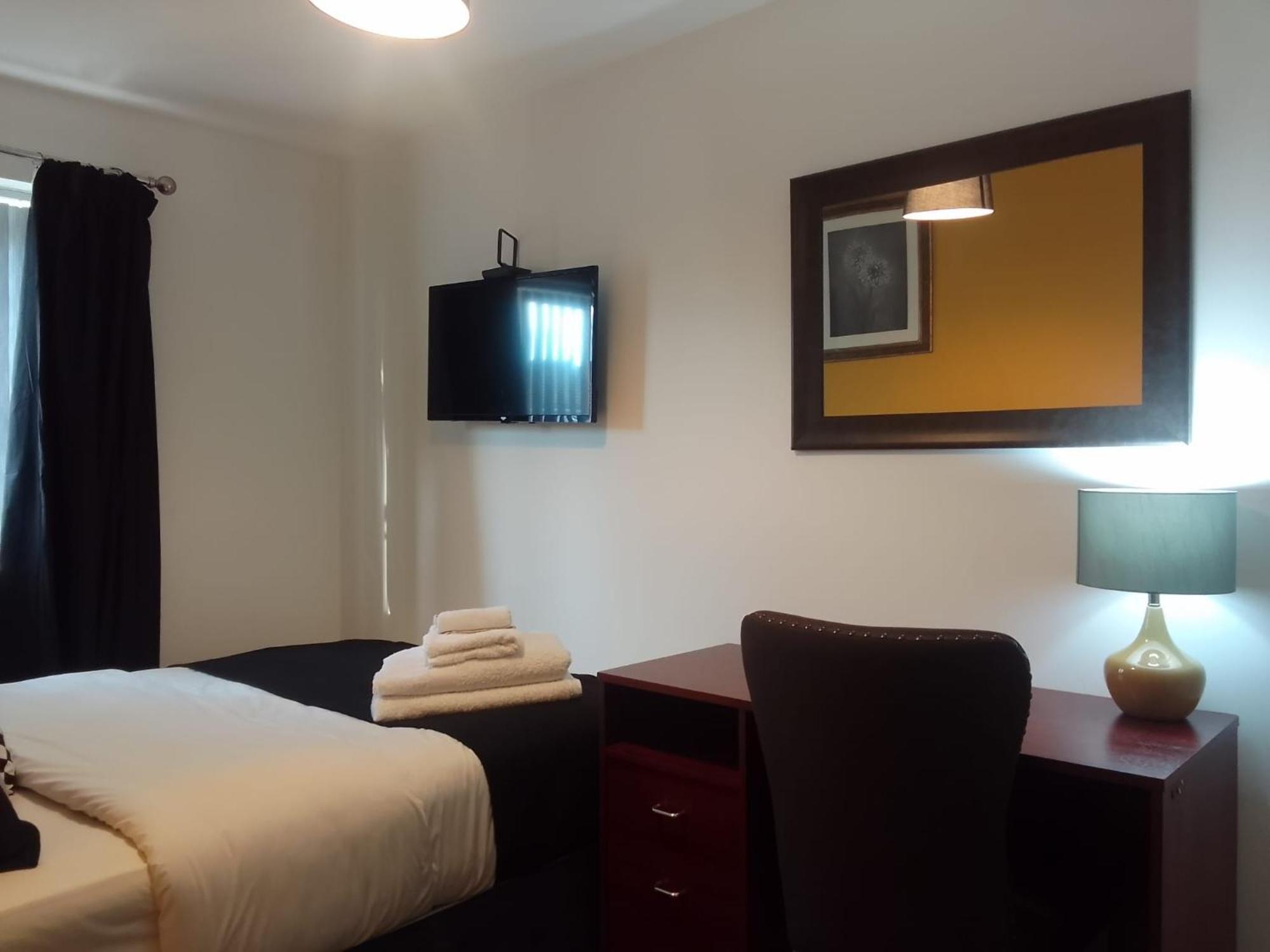 Cosy Stay In Walsall By Ideal Home Bloxwich 외부 사진